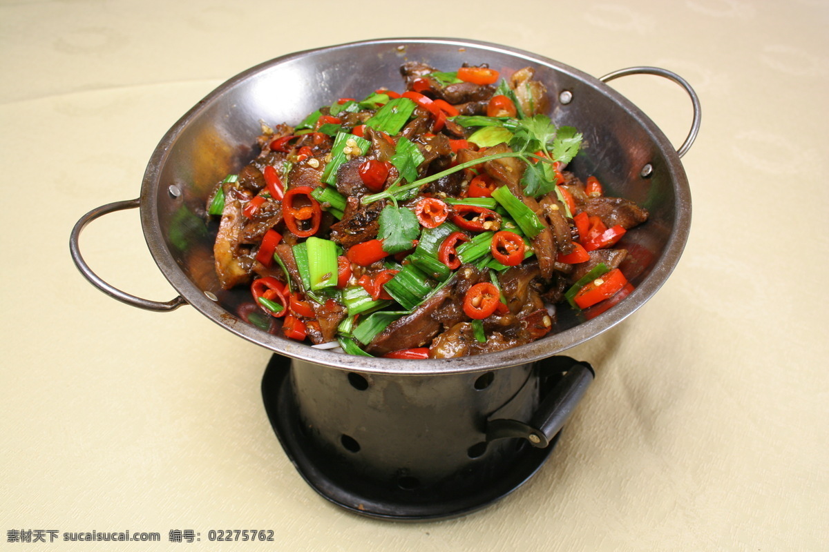 干锅牛肉 水煮牛肉 小牛肉 干锅带皮牛肉 香锅带皮牛肉 炒带皮牛肉 锅仔牛肉 干锅黄牛肉 干锅牛肉筋 筋头巴脑 牛筋煲 牛肉筋 麻辣香锅 炖牛筋腩 麻辣牛筋 麻辣牛肉锅 干锅筋头巴脑 筋头巴脑锅 筋头 牛筋 巴脑 牛头肉 美食 餐饮美食 传统美食
