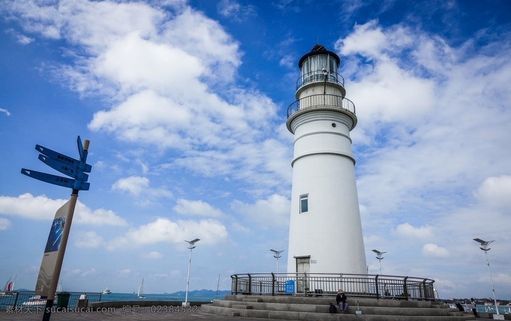 情人坝灯塔 青岛 海边 大海 奥运 情人坝 蓝天 灯塔 奥帆 旅游摄影 国内旅游