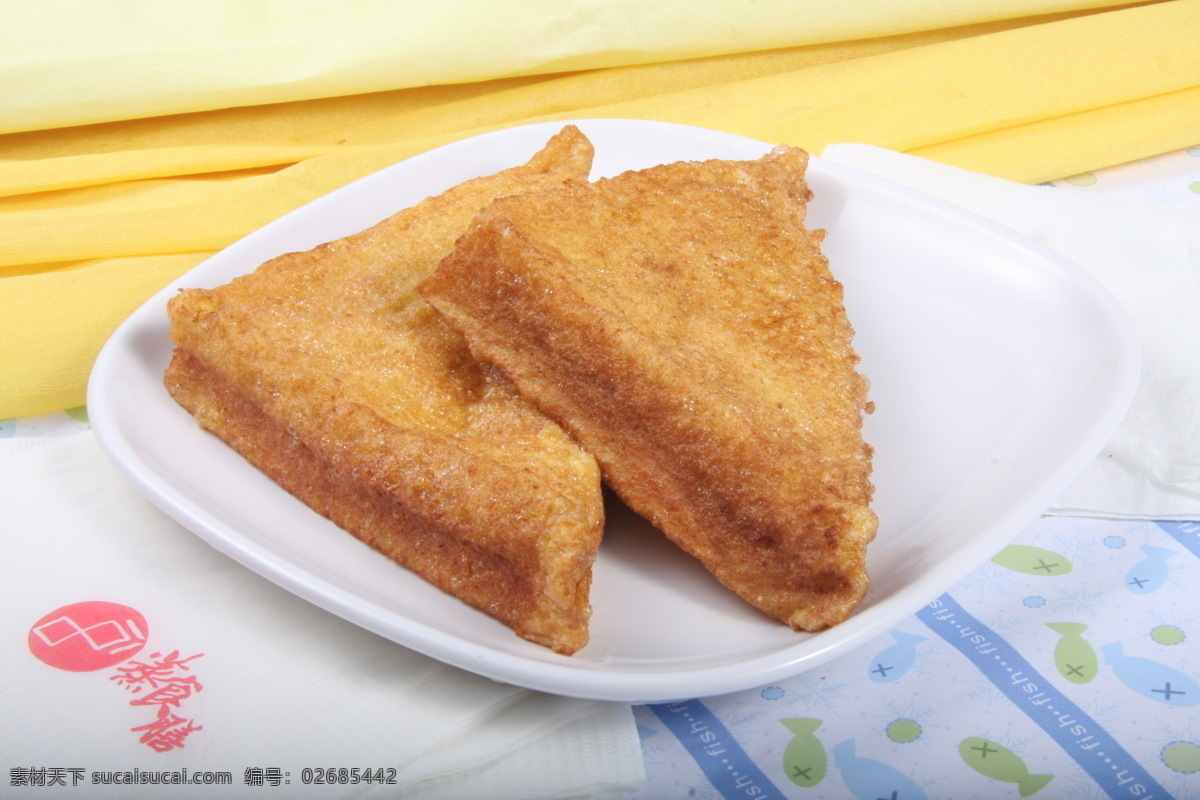 三角 蛋糕 餐饮美食 传统美食 糕点 面包 西餐 三角蛋糕 角仔 方包 煎豆腐 psd源文件 餐饮素材