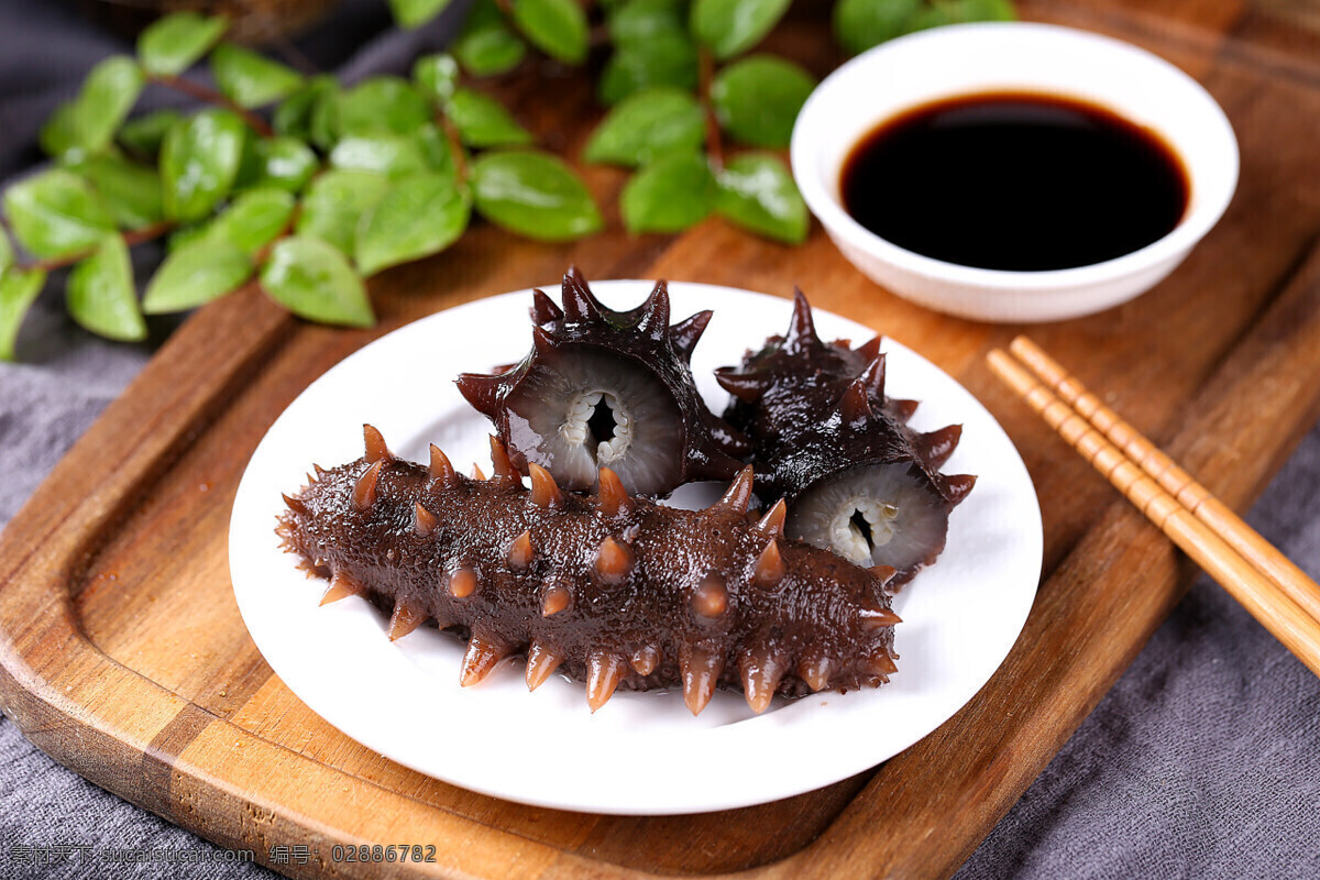 海参 切面 盘子筷子 食材 海洋食品 木盘 料理 绿叶 食品 餐饮美食 食物原料