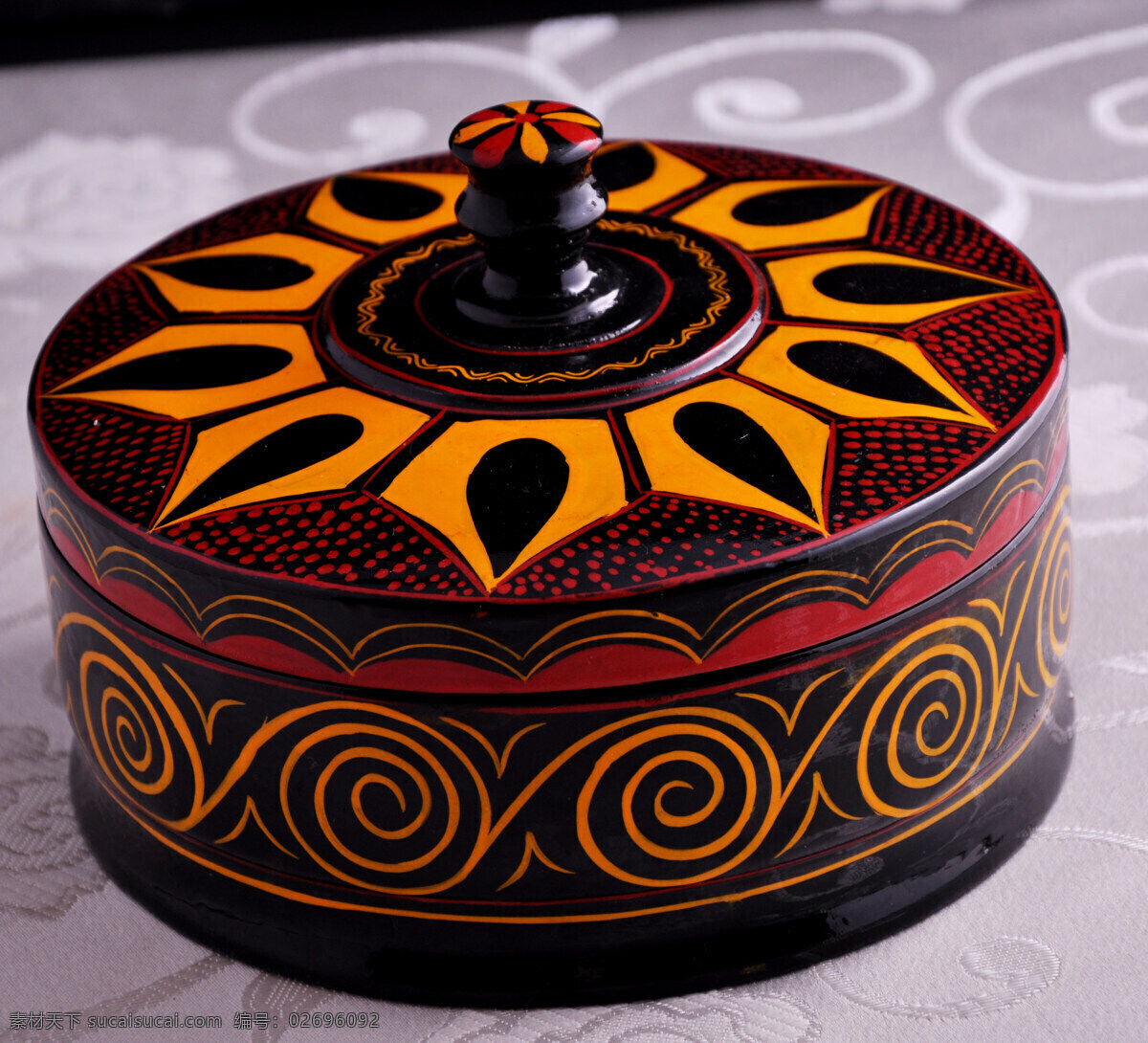 彝族漆器 漆器 器皿 黑色红色搭配 花纹 文化艺术 传统花纹 美术绘画