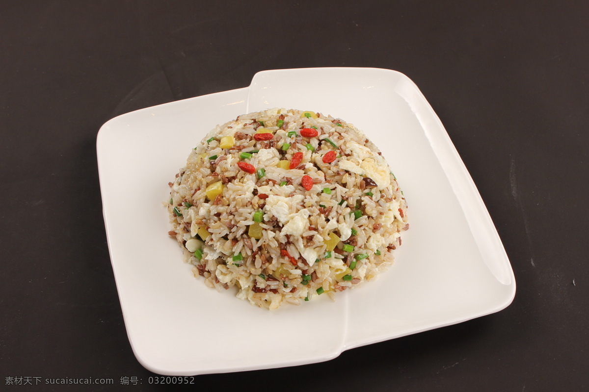 瑶 柱 大根 五谷 炒饭 广东菜 粤菜 香港菜 特色菜 精美菜肴 传统美食 餐饮美食