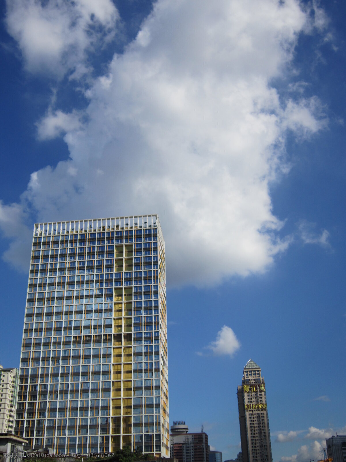 蓝天 楼群 白云 城市风景 大厦 高楼 公寓 建筑摄影 建筑园林 蓝天与楼群 楼房 晴空 城市楼盘 矢量图 建筑家居