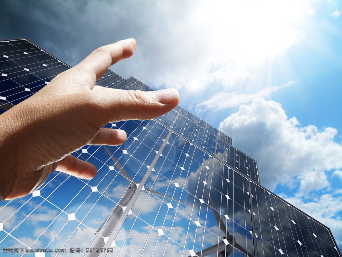 手 到达 太阳 概念 再生 替代 太阳能 发电厂