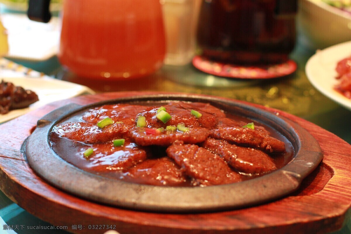 铁板肉 肉 猪肉 果汁 美食 餐饮美食 传统美食