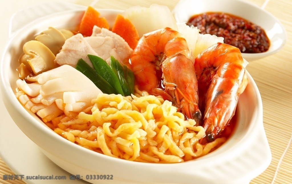 大虾拌面 面条 手擀面 打卤面 拌面 豌豆面 炒面 蔬菜炒面 海鲜面 海鲜拌面 餐饮美食 传统美食
