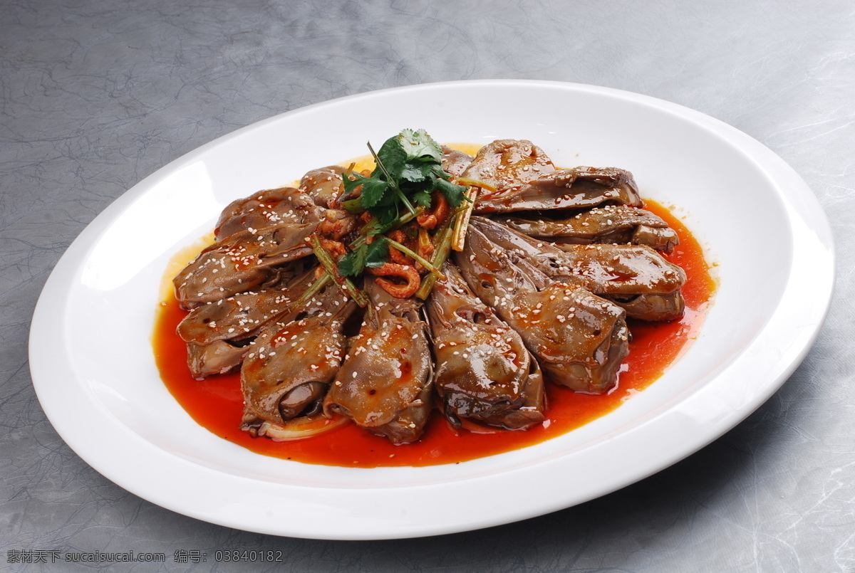香辣鸭头 麻辣鸭头 鸭头 干锅鸭头 铁板鸭头 干锅 特色菜 美食 高清菜谱用图 餐饮美食 传统美食