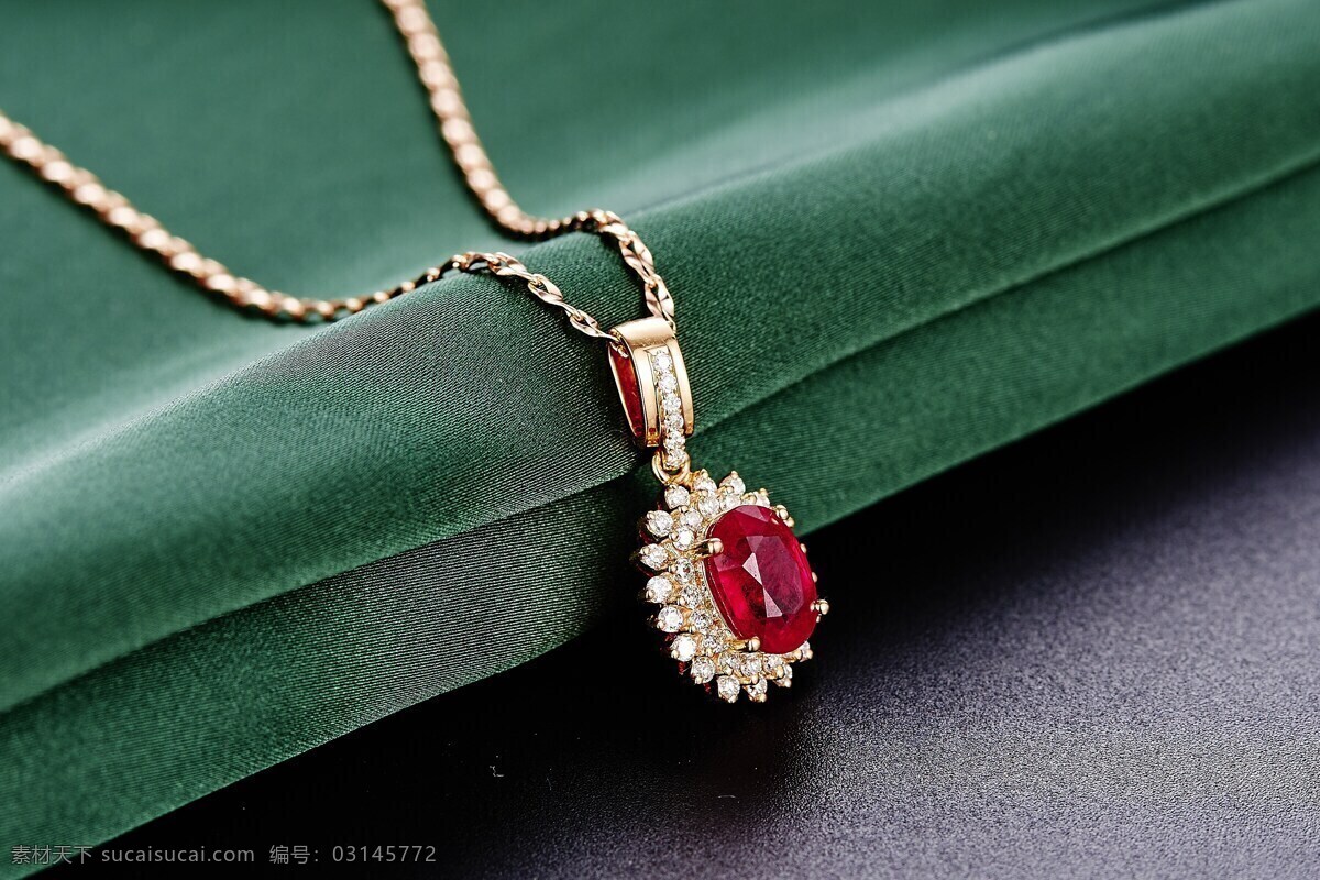 一个 红宝石 项链 碧玺 钻石 首饰 玫瑰金项链 宝石 珠宝 生活百科 生活素材