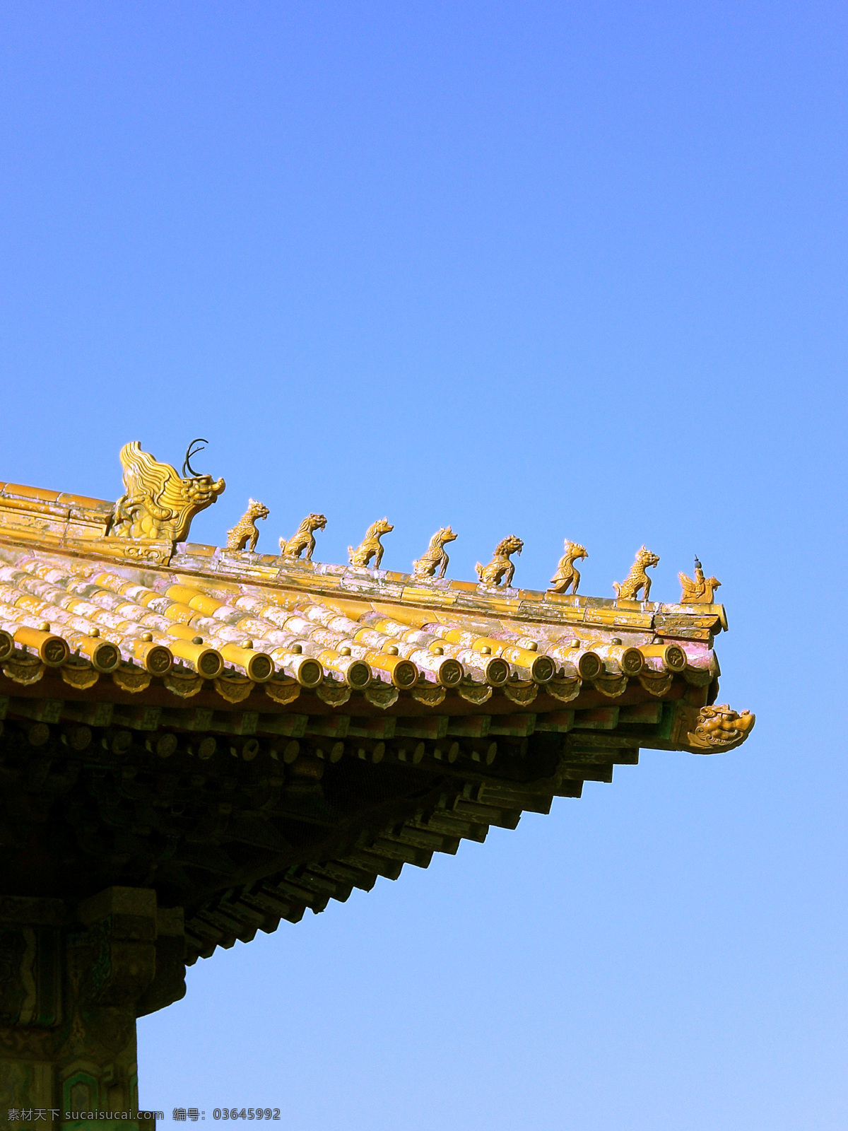 中和殿檐角 故宫博物院 中和殿 檐角 建筑 蓝天 建筑园林 建筑摄影 摄影图库
