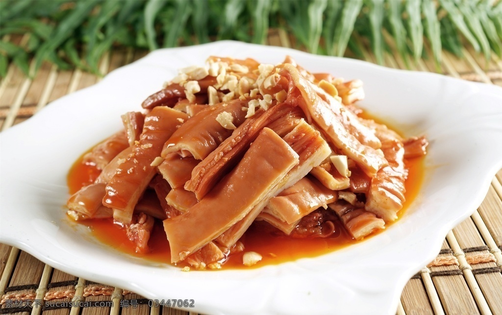 油卤肥肠 美食 传统美食 餐饮美食 高清菜谱用图