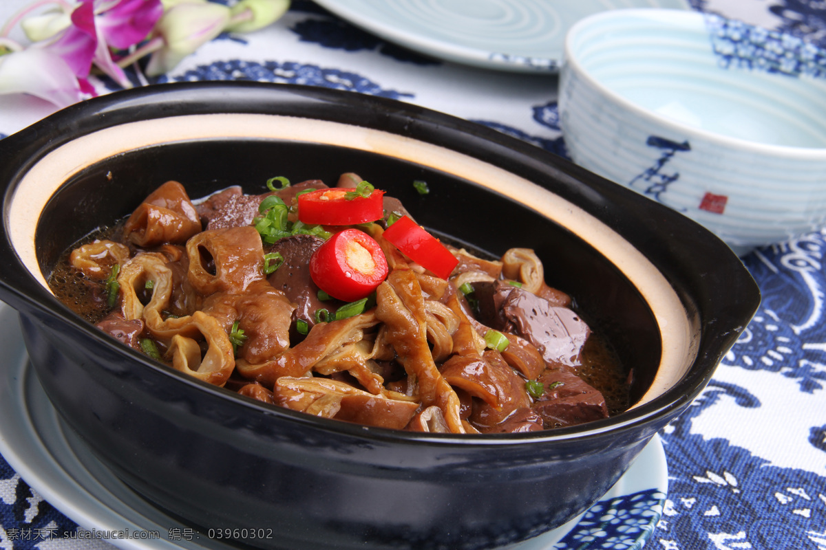 大肠鸭血煲 大肠鸭血 鸭血 美食 饼 家常小菜 餐饮美食 传统美食