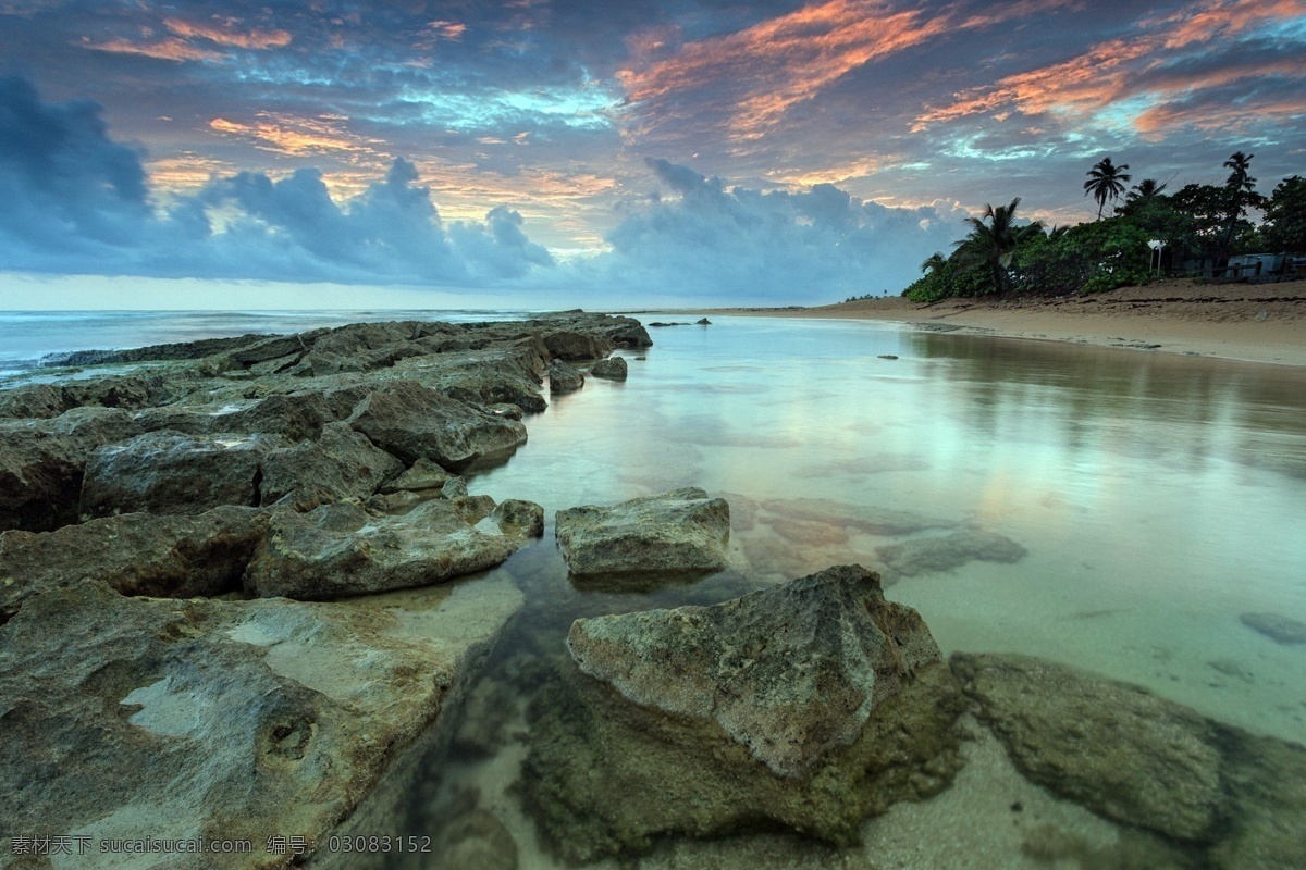 风景壁纸 海边风景 海浪 海滩 礁石 乌云 自然风景 风景图片 海边 风景 系列 二 自然景观 psd源文件