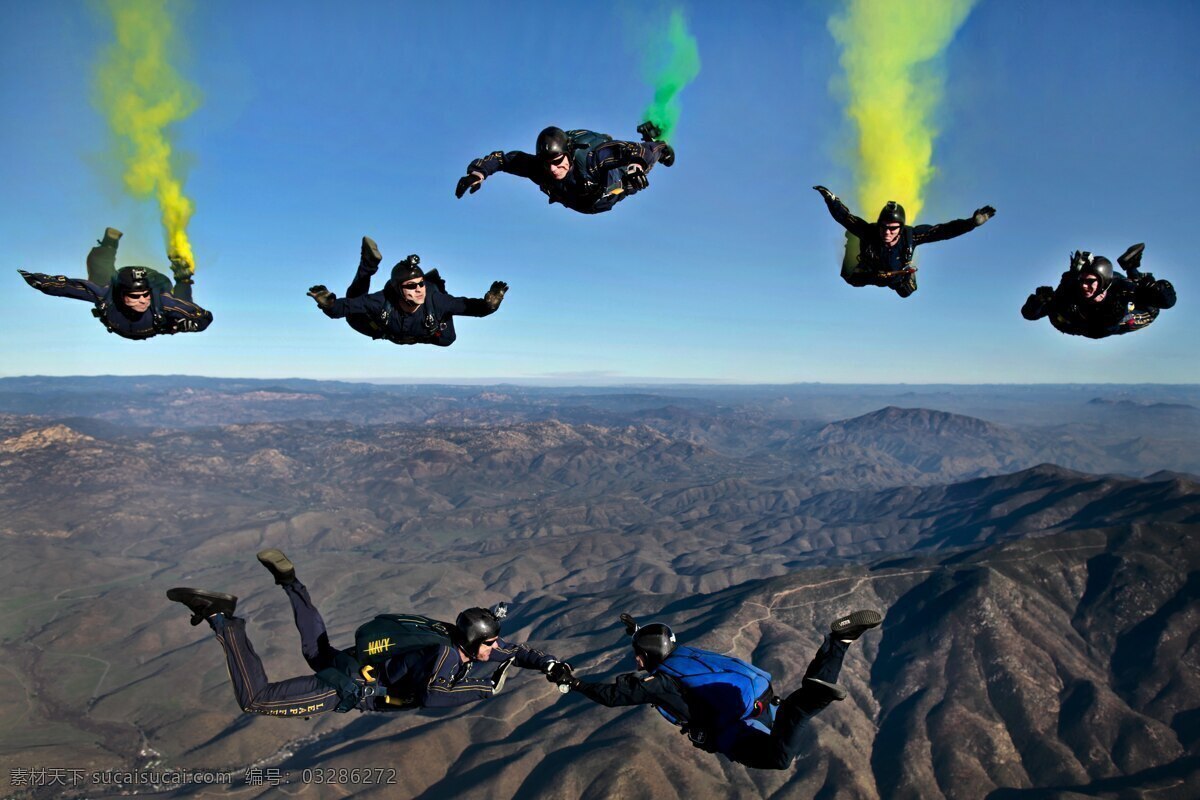 高空 跳伞 运动员 极限运动 跳伞的运动员 跳伞的人 跳伞团队 高空跳伞 共享图 人物图库 男性男人