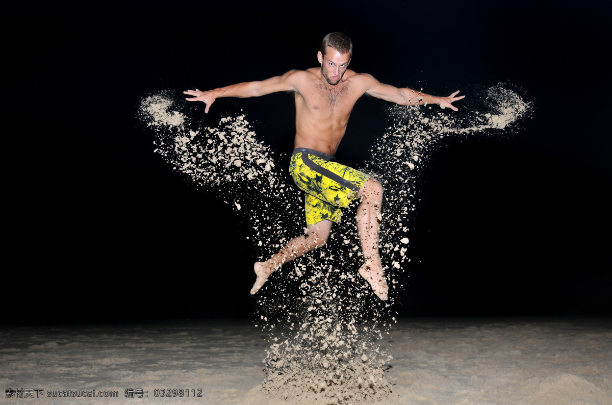 沙滩 上 跳跃 男性 沙滩上跳跃 弹跳 肌肉男 时尚男性 体育运动 生活百科 黑色