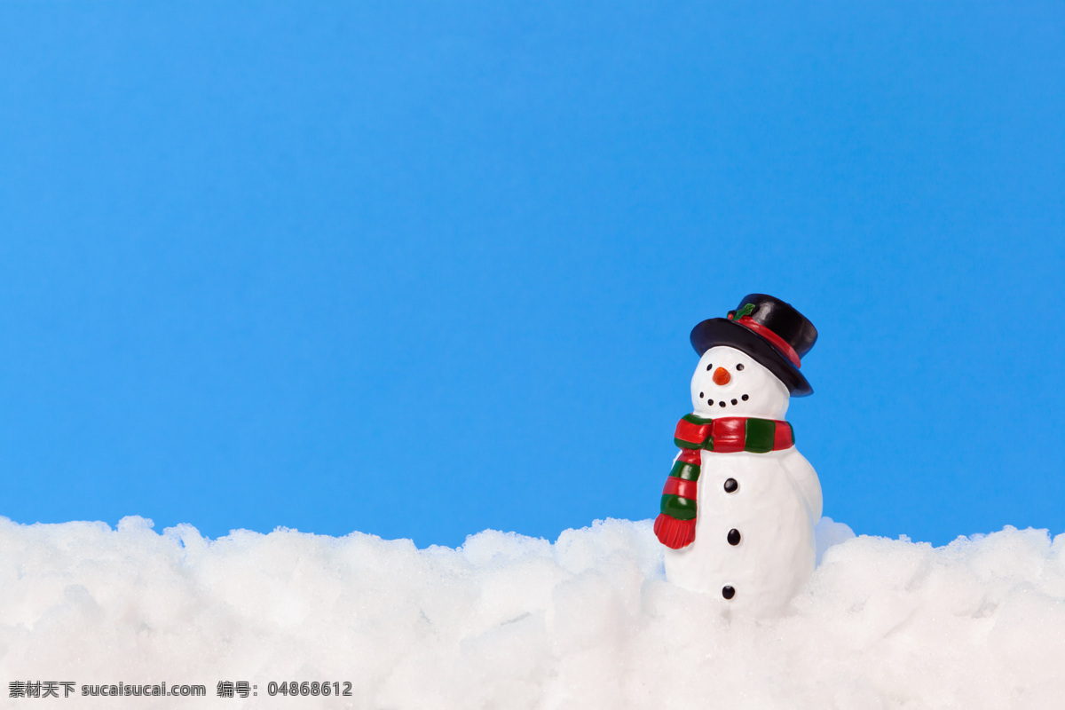 蓝色 背景 雪人 雪地 雪花 圣诞节 节日庆典 蓝色背景 其他人物 人物图片