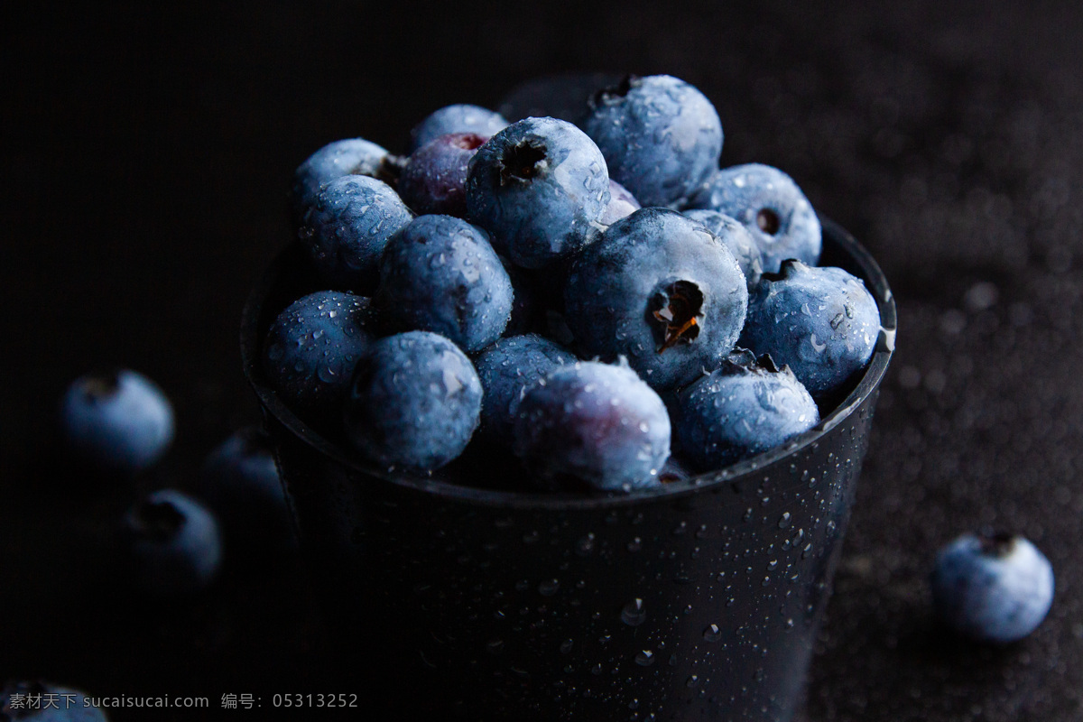 蓝莓图片 蓝莓 树莓 草莓 水果 奇异果 果子 果实 蔬菜 果蔬 果树 果核 种子 植物 作物 经济作物 果农 有机水果 绿色水果 农产品 生物世界