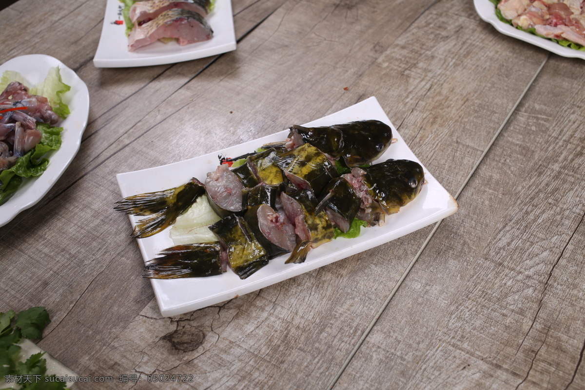 火锅黄骨鱼 生上黄骨鱼 生黄骨鱼 鱼 一品大虾焖锅 餐饮美食 食物原料