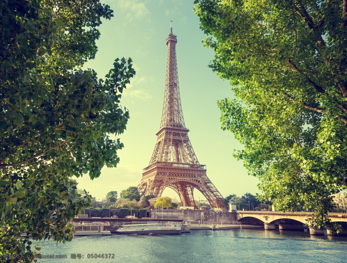 巴黎 铁塔 高清 风景画 巴黎铁塔 艾尔菲铁塔 唯美 树林 旅游摄影 国外旅游