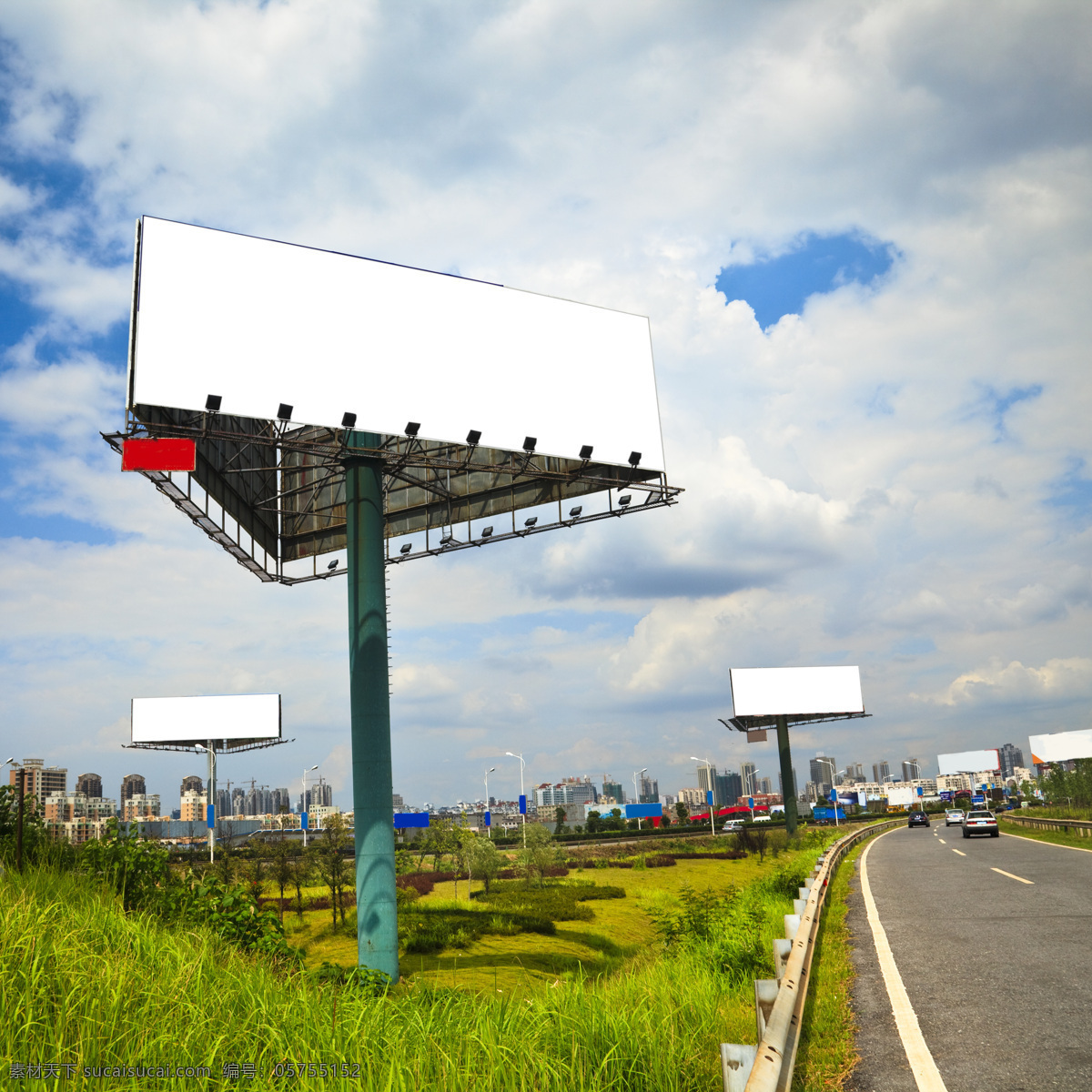 户外 高炮 空白 广告 位 广告位 三面翻 广告牌 路牌广告 高速公路 天空 建筑景观 自然景观