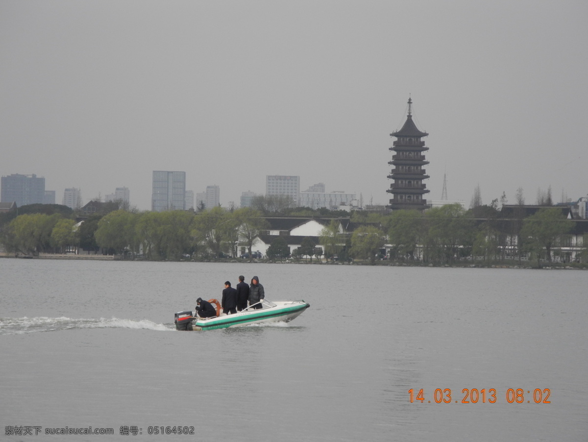 湖泊 生活百科 游艇 娱乐休闲 南湖 游船 南湖游船 浙江嘉兴 武子胥塔 游客 风景 生活 旅游餐饮