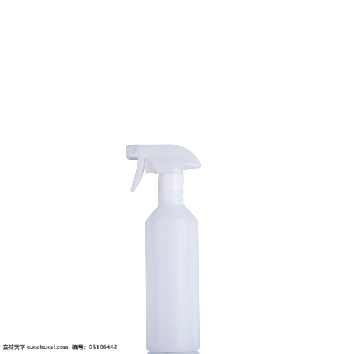白色 塑料 瓶子 免 抠 图 洗洁精 四个瓶子 洗浴用品 卫生用品 白色的瓶子 洗发水 喷雾 塑料瓶子 白色清洁用品