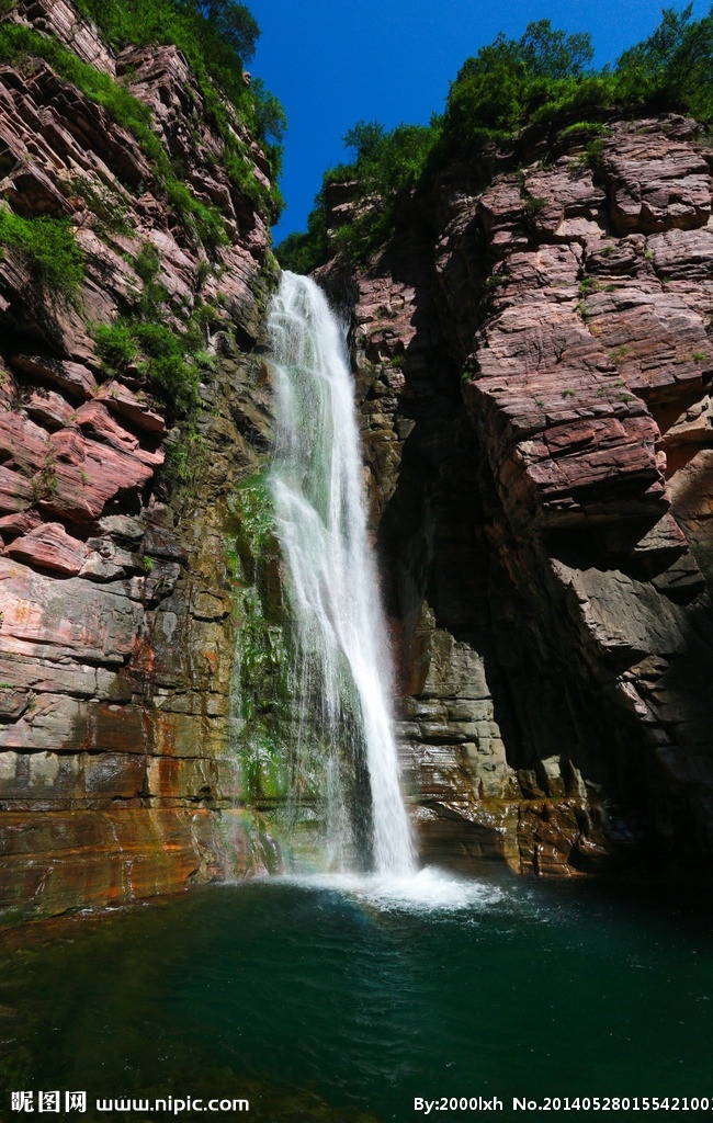 黑龙潭瀑布 黑龙潭 瀑布 万仙山 悬崖峭壁 自然风光 国内旅游 旅游摄影