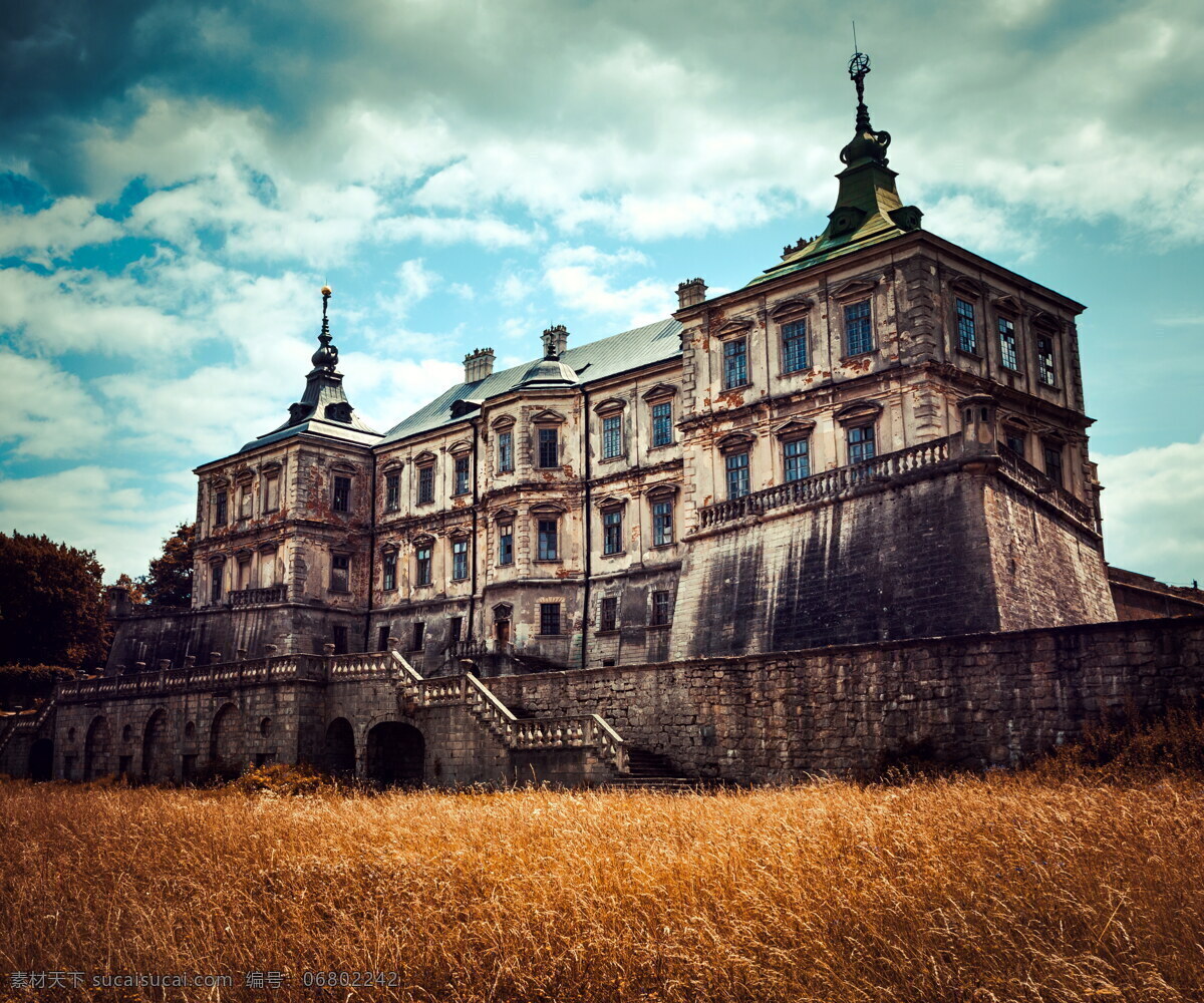 欧洲 古堡 古建筑 荒凉 破败 壮观 城堡 自然景观 建筑景观
