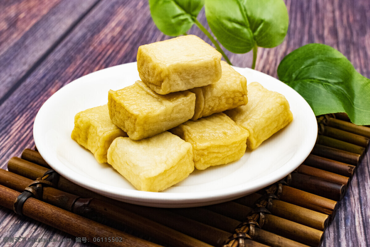 豆腐 锅配菜 火锅食材 火锅涮菜 火锅菜品 吃火锅菜品 吃火锅必吃 芝士鱼豆腐 鲫鱼豆腐 鱼豆腐照片 鱼豆腐摄影 鱼豆腐高清 鱼豆腐特写 豆制品 豆腐块 嫩豆腐 蒸豆腐 老豆腐 自制豆腐 餐饮美食 传统美食