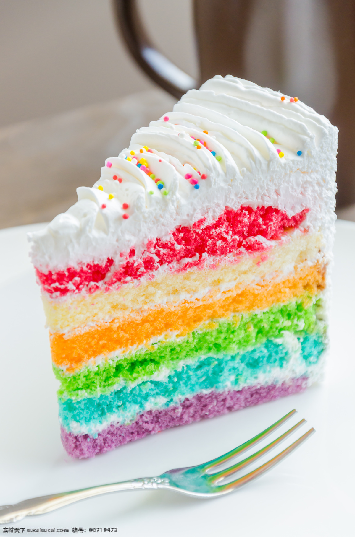 彩虹 蛋糕 奶油蛋糕 彩虹蛋糕 糕点 甜品 食品 食物 生日蛋糕图片 餐饮美食