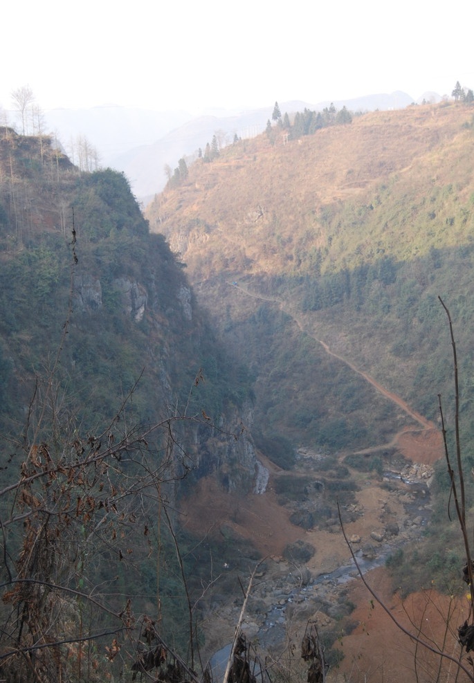 山坳 河流 土地 阳光 山 水 土 黄昏 下午 太阳 树枝 风景 田园风光 自然景观