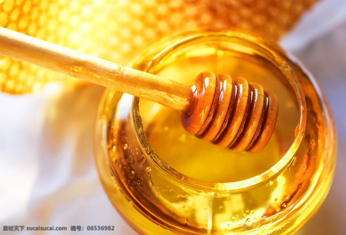 玻璃 罐里 蜂蜜 黄色 玻璃罐 搅拌棒 其他类别 生活百科