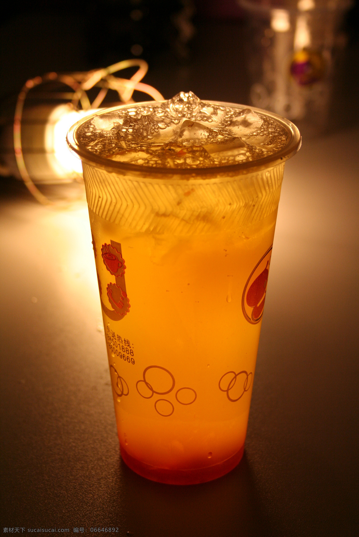 杯 冰茶 冰红茶 冰块 餐饮美食 红茶 绿茶 奶 奶茶 牛奶 奶昔 冰 圆杯 古咕奶茶 珍珠 珍珠奶茶 饮料酒水 摄影图库 矢量图 日常生活