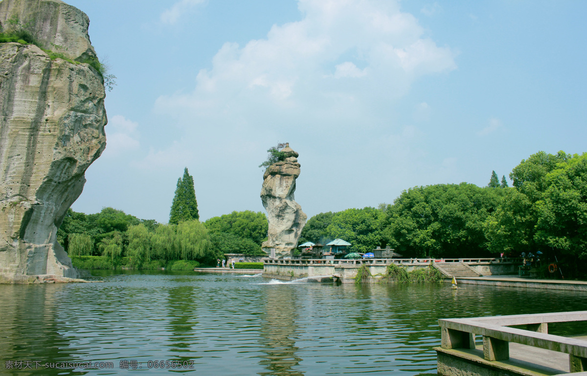 奇石山水 奇石 山水 风景 树木 碧水蓝天 度假胜地 旅游 拍照作品 自然景观 自然风景 青色 天蓝色