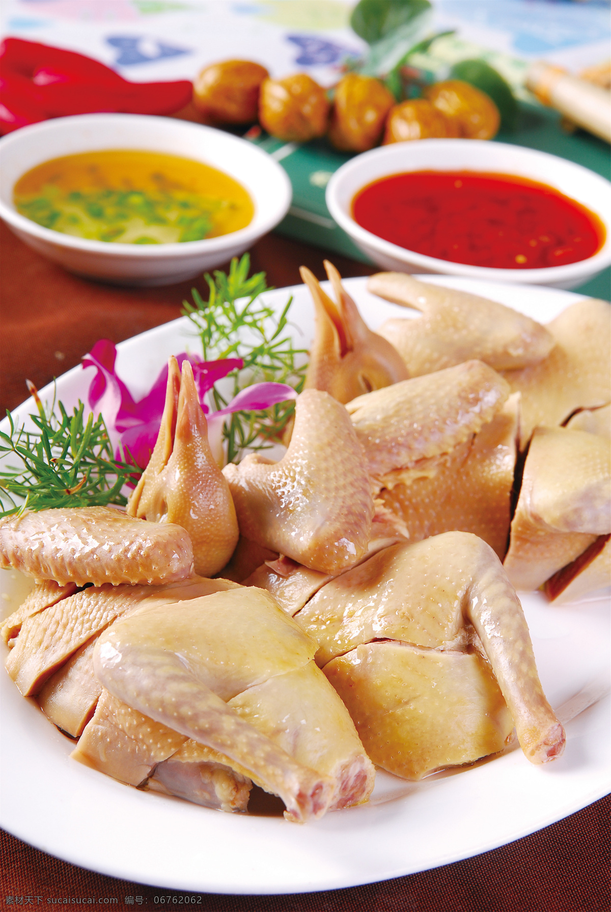 白切乳鸽图片 白切乳鸽 美食 传统美食 餐饮美食 高清菜谱用图