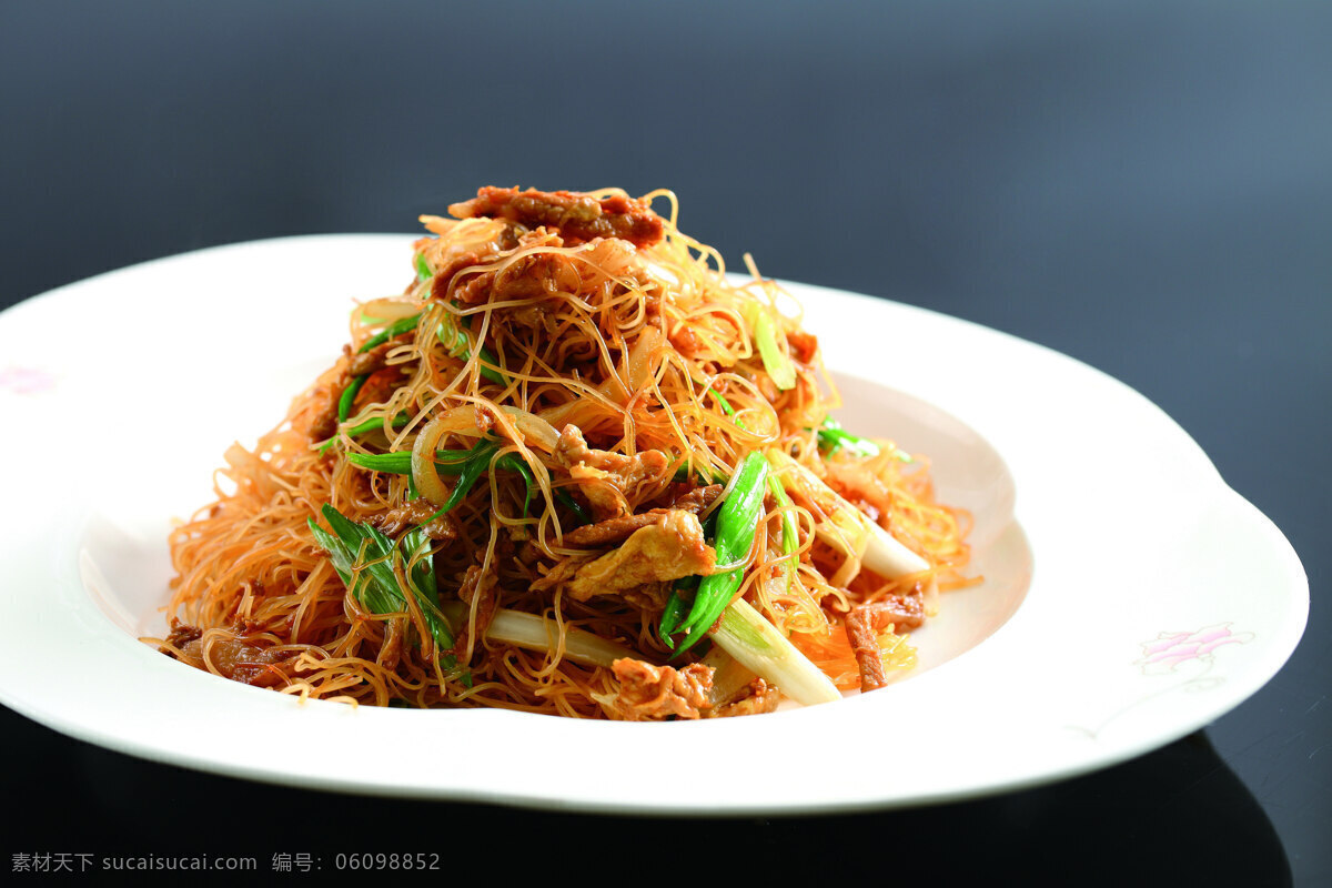 米粉 炒米粉 肉丝炒米粉 一盘米粉 温州米粉 食材 菜品拍照 餐饮美食 传统美食
