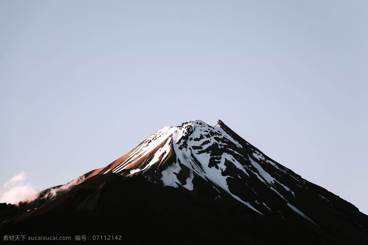 山顶上的雪 雪 山峰 孤山 火山