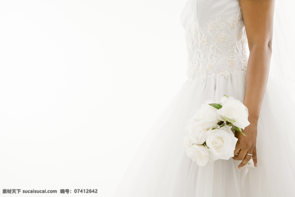 花朵 美女 素材图片 鲜花 花束 花朵摄影 玫瑰花 新娘 人物 人物摄影 新婚人物 婚纱 珠宝服饰 生活百科