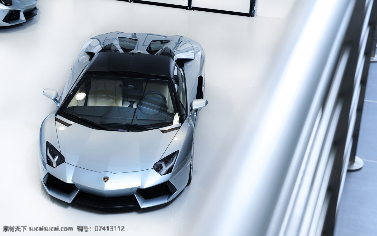 交通工具 跑车 现代科技 2014 款 兰博 基尼 aventador lp700 roadster 敞篷 超级赛车 超级跑车 节日素材