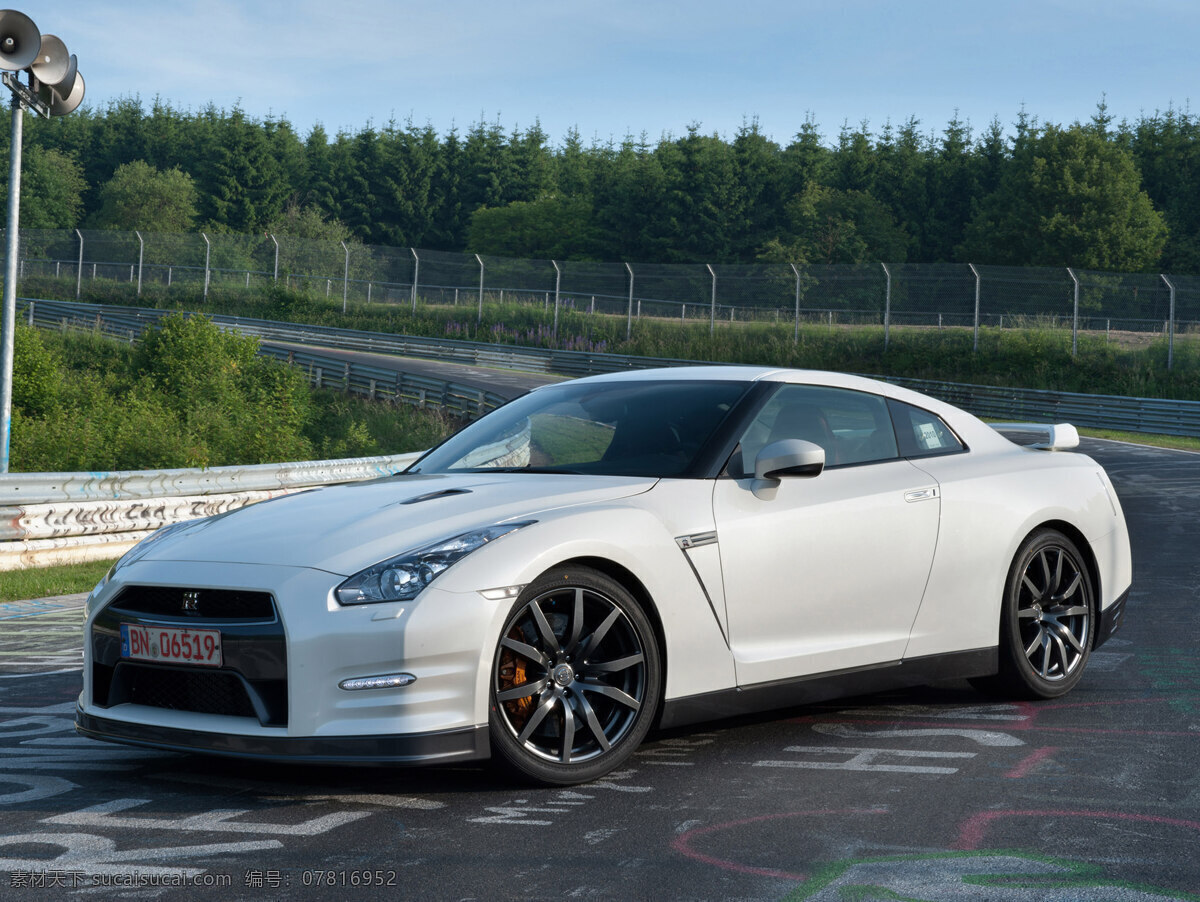 2010 款 日产 gtr 汽车 nisan 尼桑 战神 跑车 r35 交通工具 现代科技
