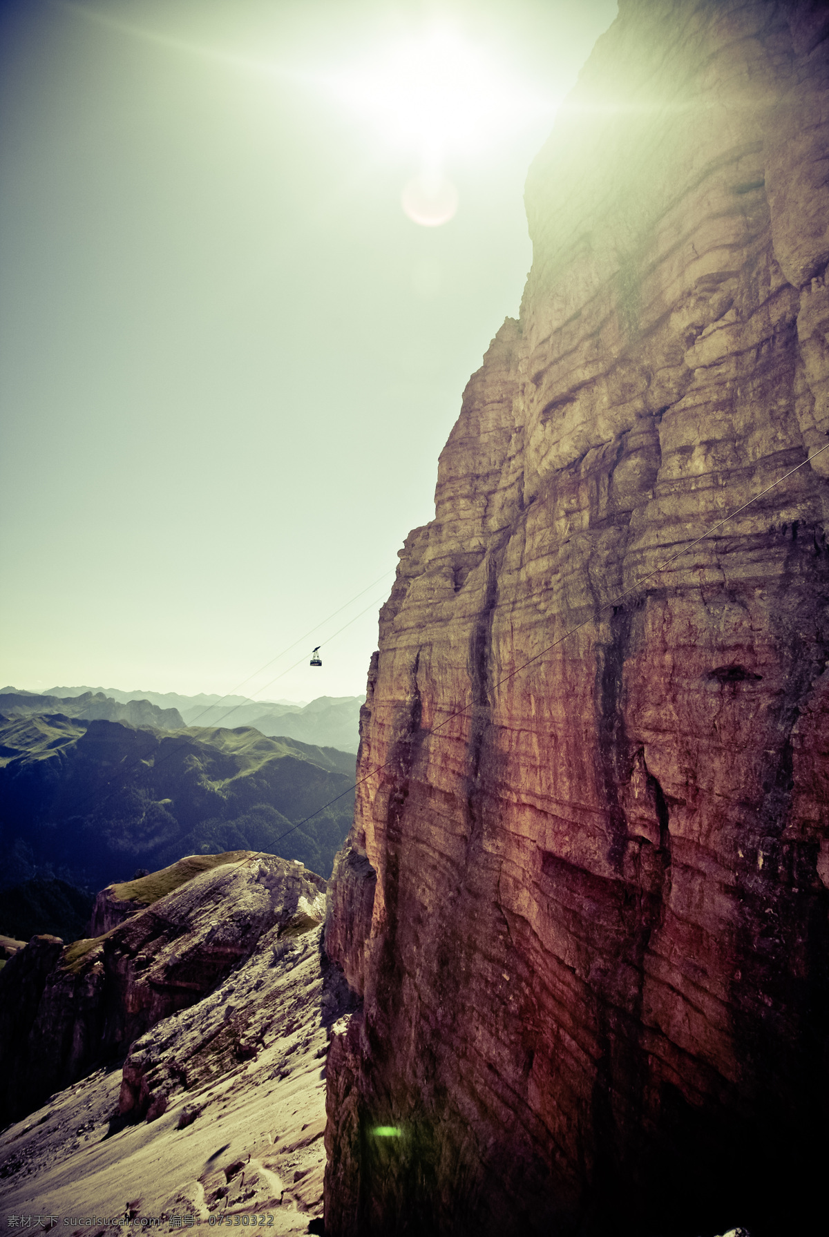 绝壁处的阳光 生命的高度 攀援 电缆车 观光风景 缆车攀崖 绝壁 挑战极限 自然景观 自然风景 黑色