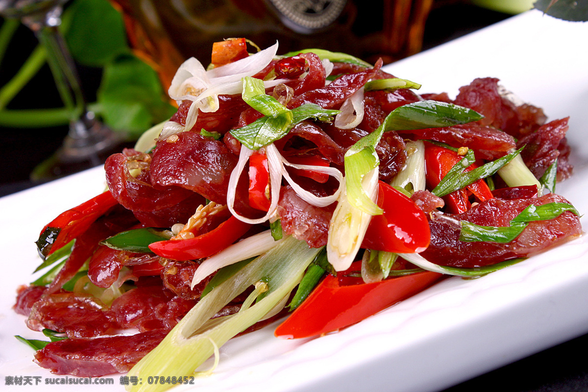蒜苗炒腊肠 青蒜炒香肠 蒜苗炒腊肉 蒜苗炒香肠 蒜苗烧香肠 蒜茸炒腊肠 菜品图 餐饮美食 传统美食