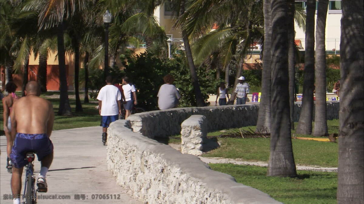 迈阿密 证券 录像 走的道路 步行 海滩 健康 健身 溜冰 溜冰鞋 路径 木板 跑步 休闲 佛罗里达州 hd dvcpro mia0000a019 walkingpath 滑旱冰 自行车 阳光 视频 其他视频