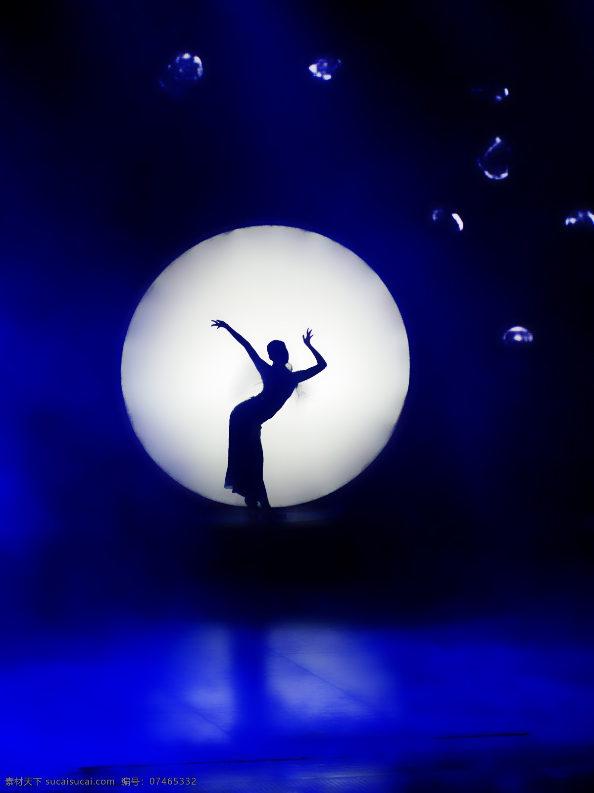 舞蹈图片 蓝色 女 跳舞 文化艺术 舞蹈 舞蹈音乐 月亮 舞蹈设计素材 舞蹈模板下载 姿势 舞蹈家