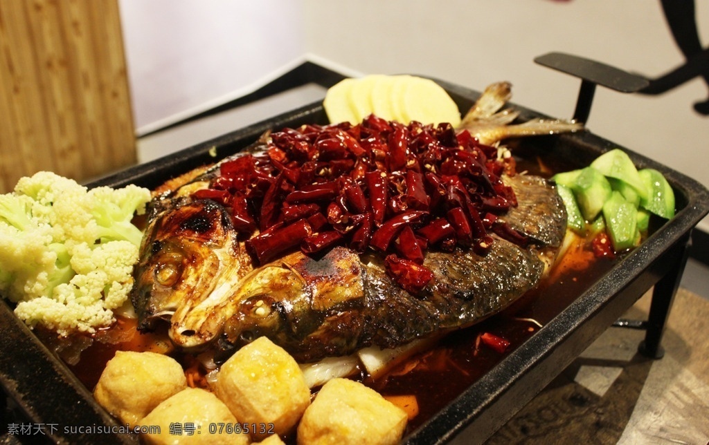 文艺烤鱼 烤鱼 新鲜烤鱼 鲩鱼 火锅 辣椒烤鱼 烤鱼图片 餐饮美食 传统美食