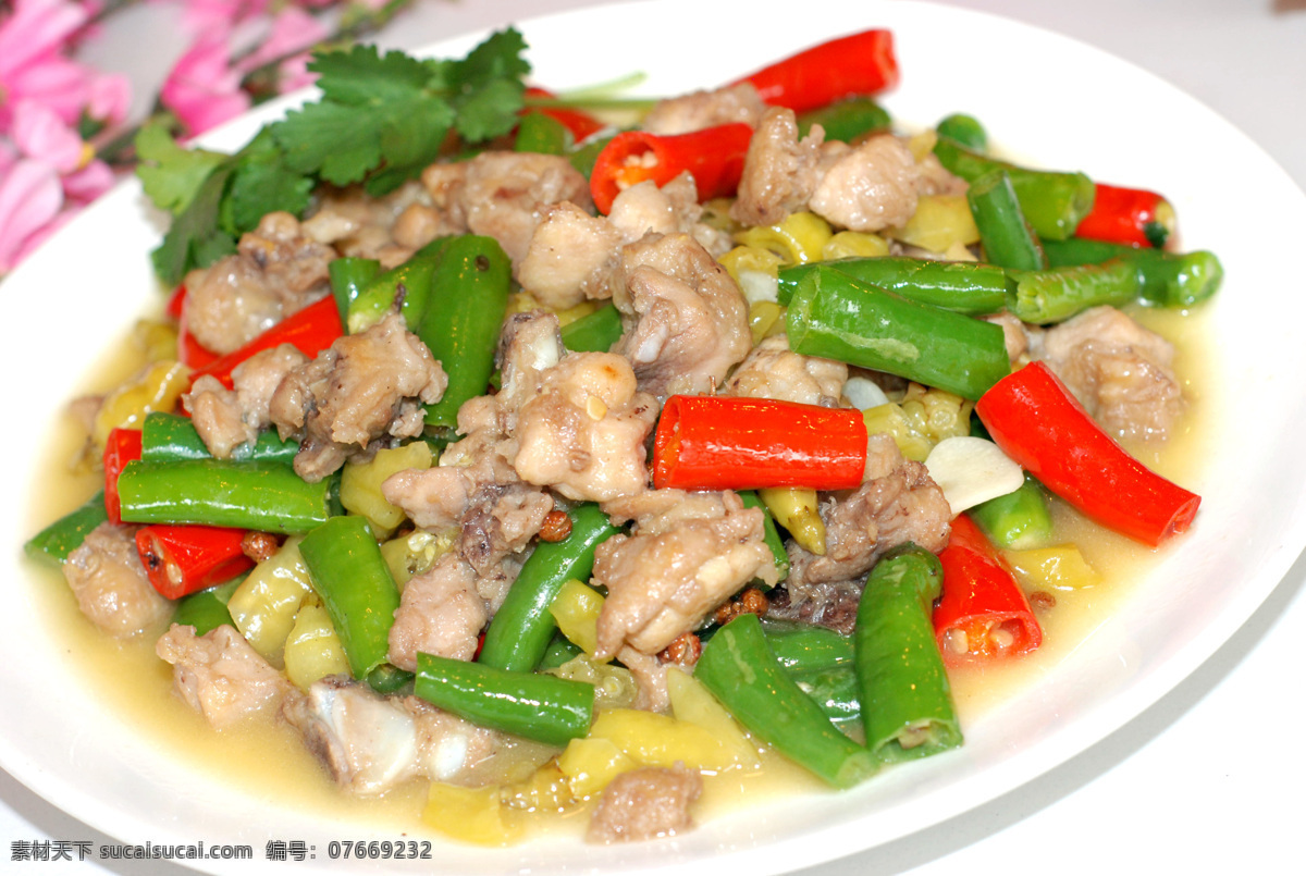 尖椒鸡 尖辣椒炒鸡 尖椒 鸡 传统美食 餐饮美食