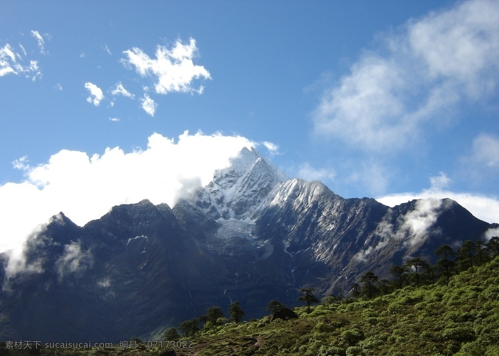 山画 山 白云 蓝天 绿色 背景 壁纸 自然景观 自然风景