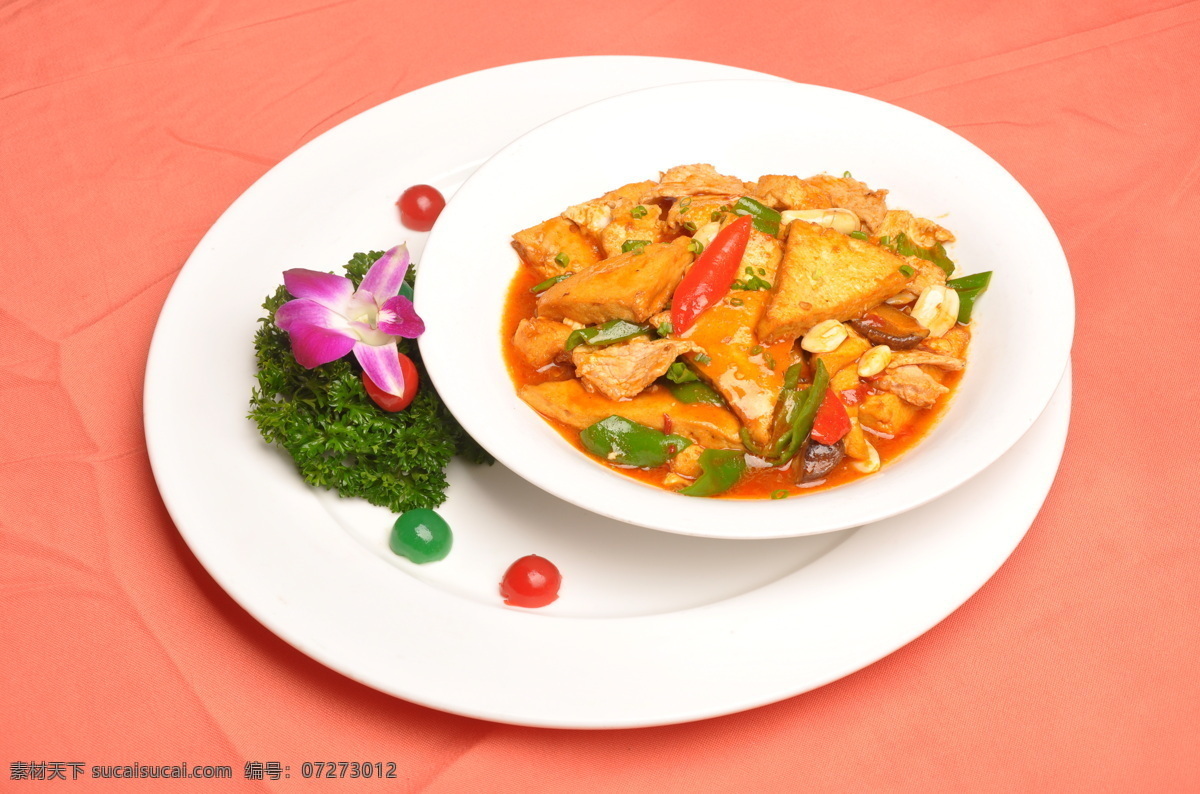 香菇豆腐 拍摄菜图片 美食佳肴 高清菜图片 带盘子的菜 菜图片 传统美食 餐饮美食
