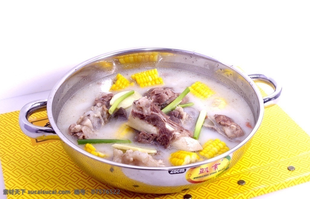 澳门骨煲 红酒 苹果 玉米 骨头 骨头汤 浓汤 葱花 传统美食 餐饮美食