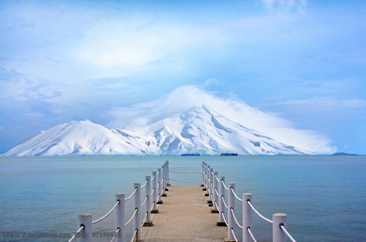 海边 美丽 景色 码头 坞站 海洋 海 湖 水 山 雪 冬天 蓝色 天空 云蓝天 白云 美丽景色 蓝天 云朵 风景 自然景观 山水风景