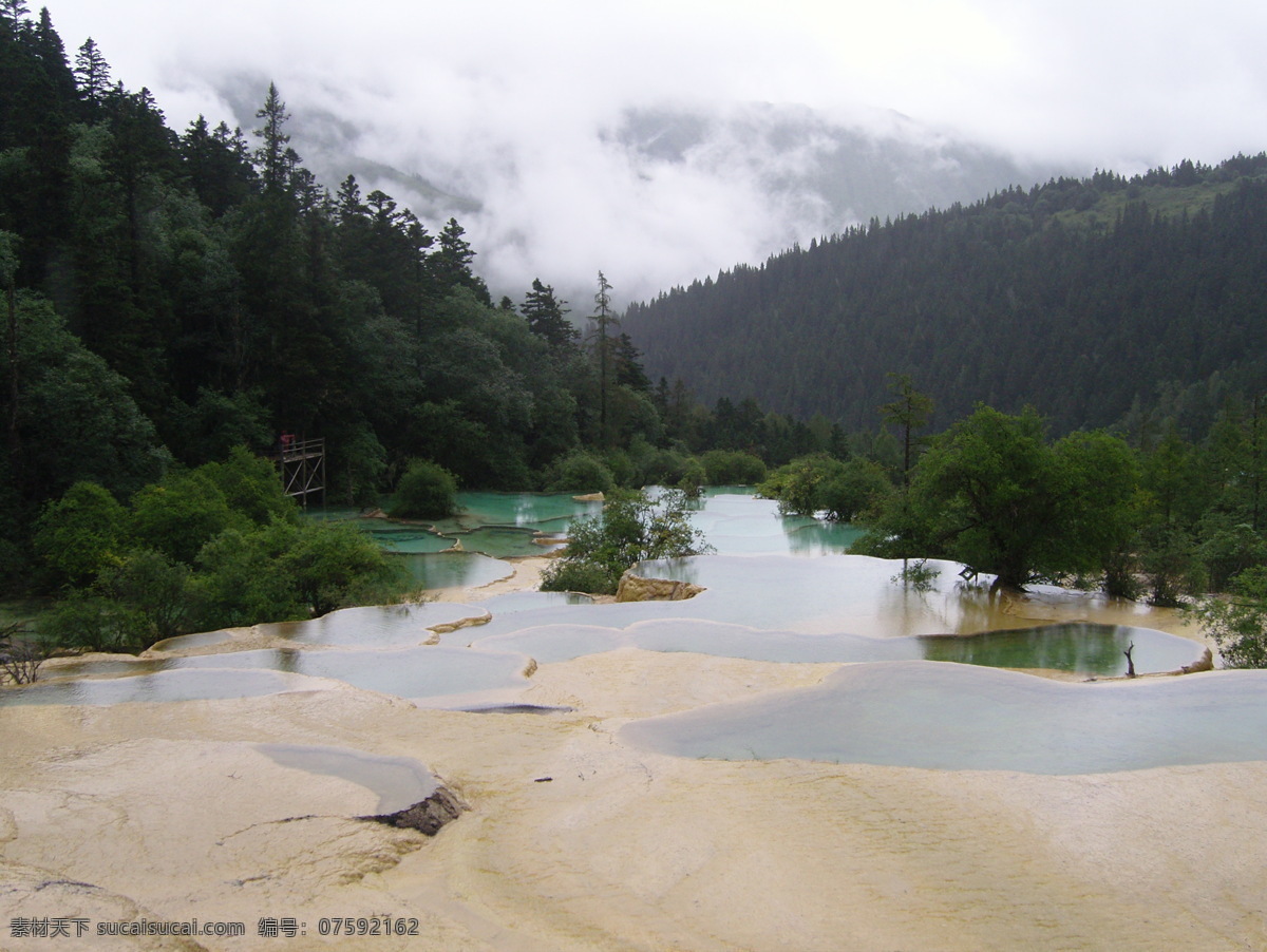 黄龙免费下载 湖水 湖水风景 黄龙 黄龙风景 树木 五彩 五彩斑斓 五彩池图片 海子 五彩池 风景 生活 旅游餐饮